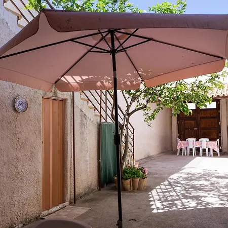 Semesterbostad Casa Dorotea *