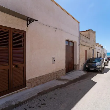 Semesterbostad Casa Dorotea